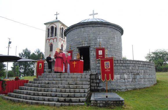 Hram Svete Petke Trnove