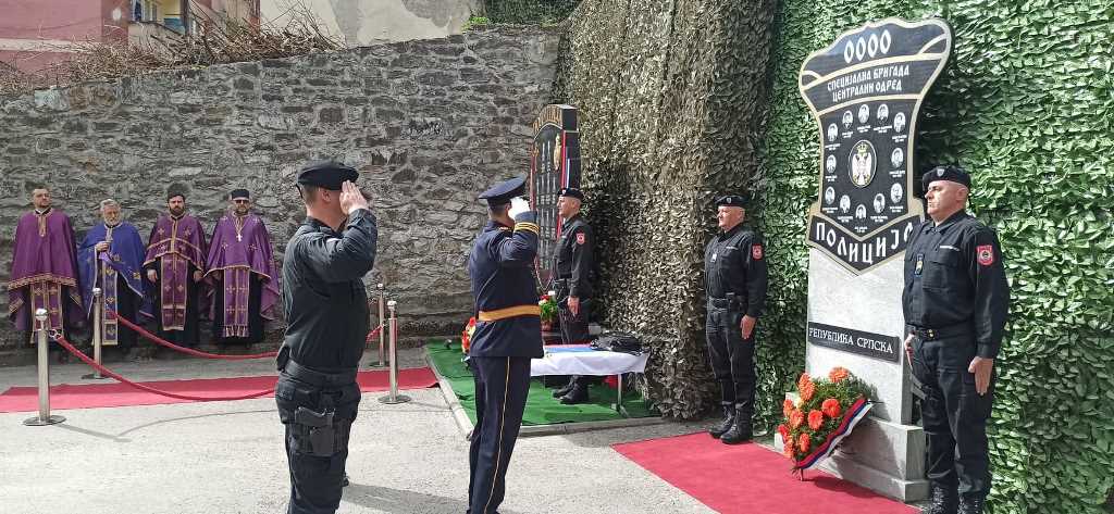 PU Zvornik polaganje vijenaca 1