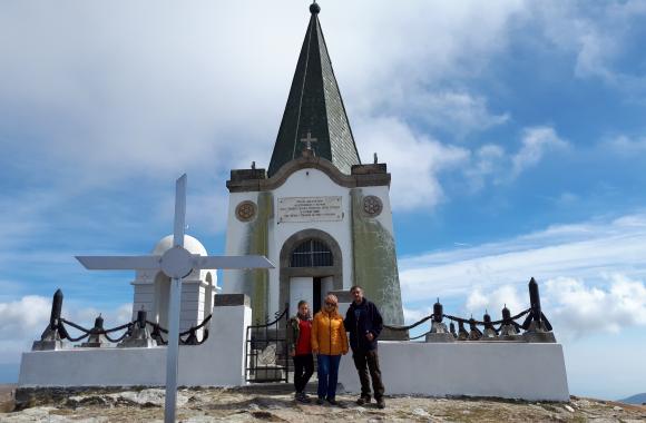 Autorka i saradnici 1