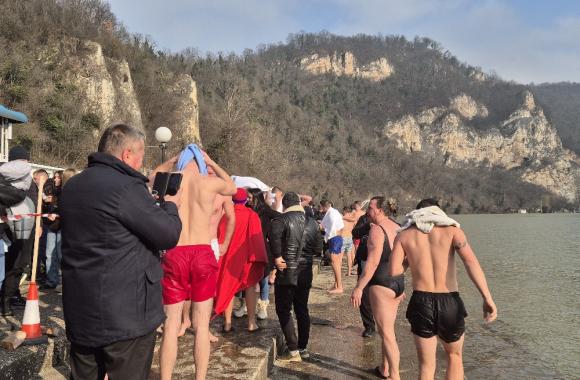 bogojavljensko plivanje