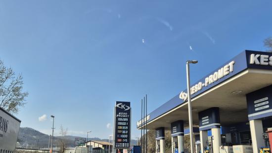 benzinska pumpa